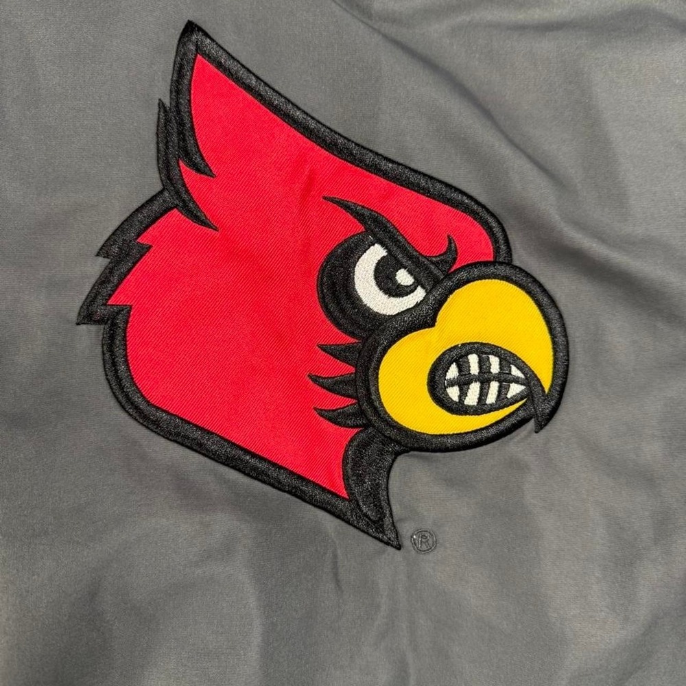 Colosseum University of Louisville gray windbreaker, size XL - Picture 3 of 4